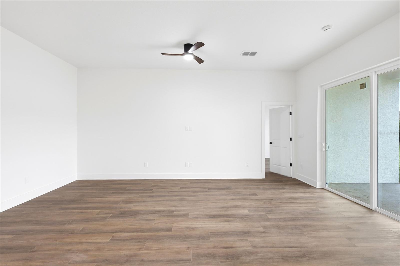 LAUREL RIDGE - Residential