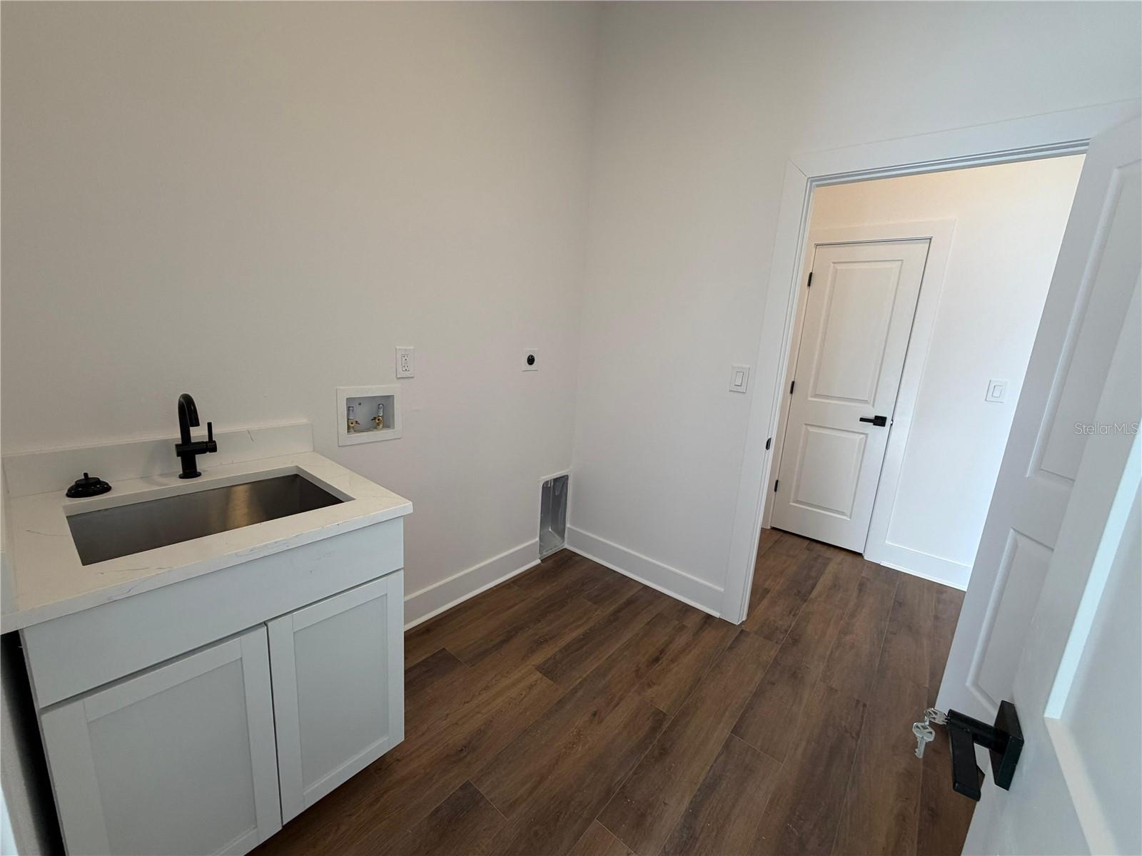 LAUREL RIDGE - Residential