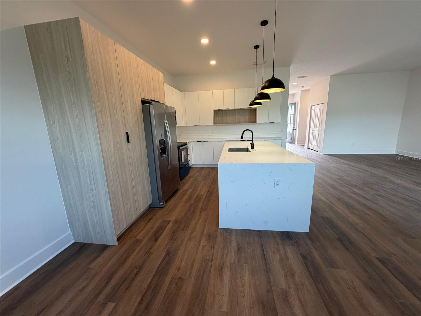 LAUREL RIDGE - Residential
