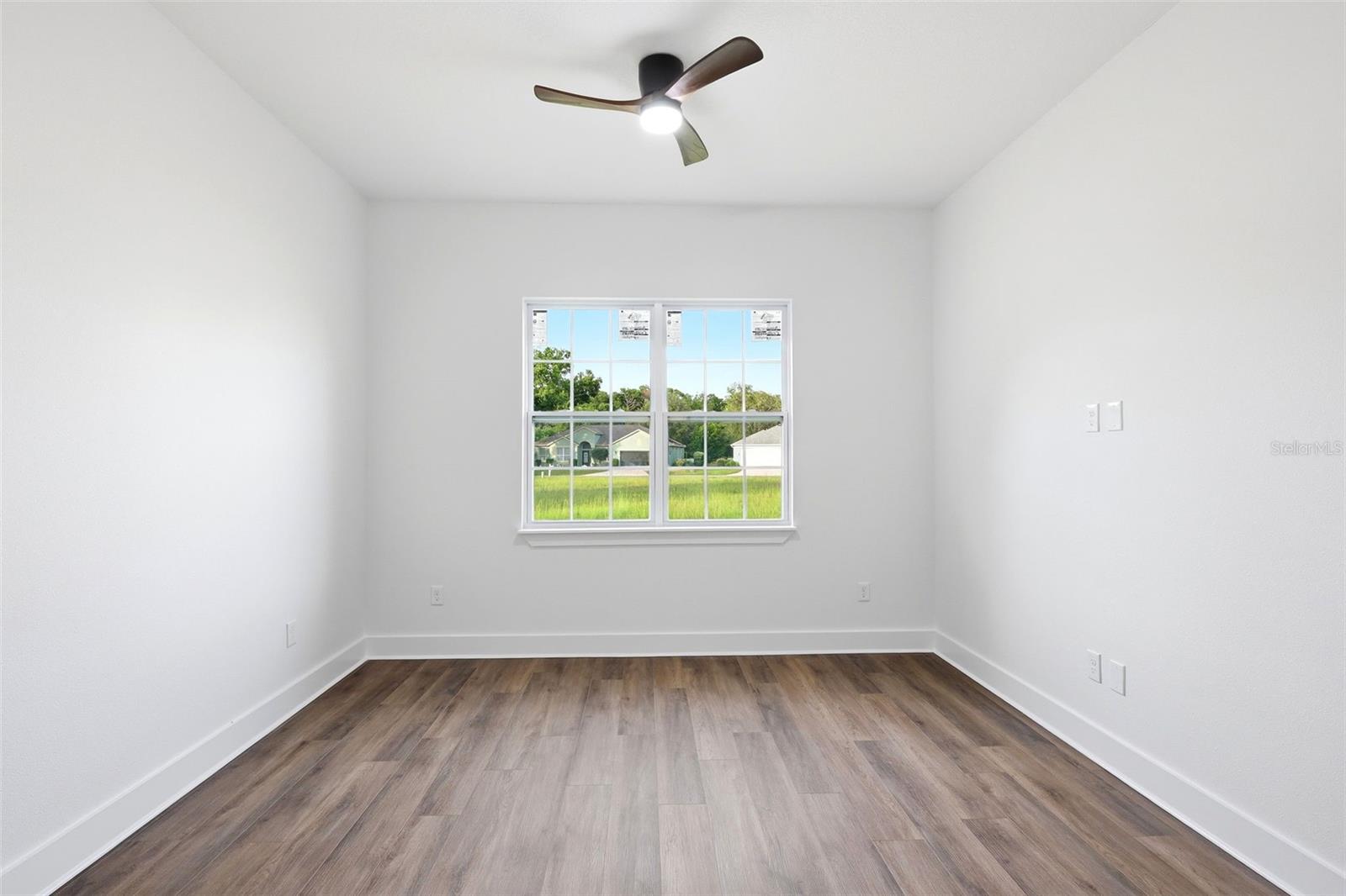 LAUREL RIDGE - Residential