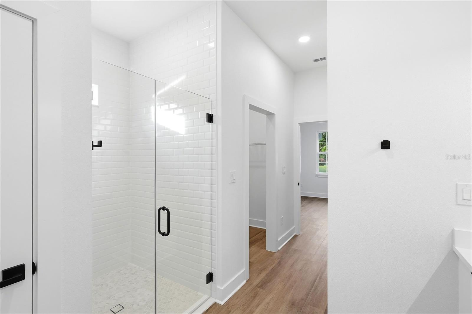LAUREL RIDGE - Residential