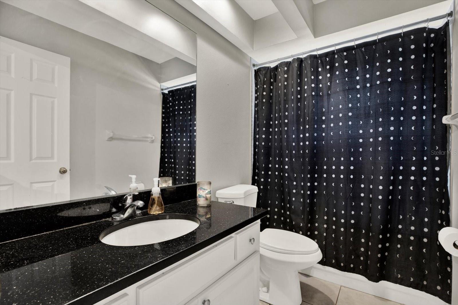 LAKEVIEW VILLAGE SEC D UNI - Residential