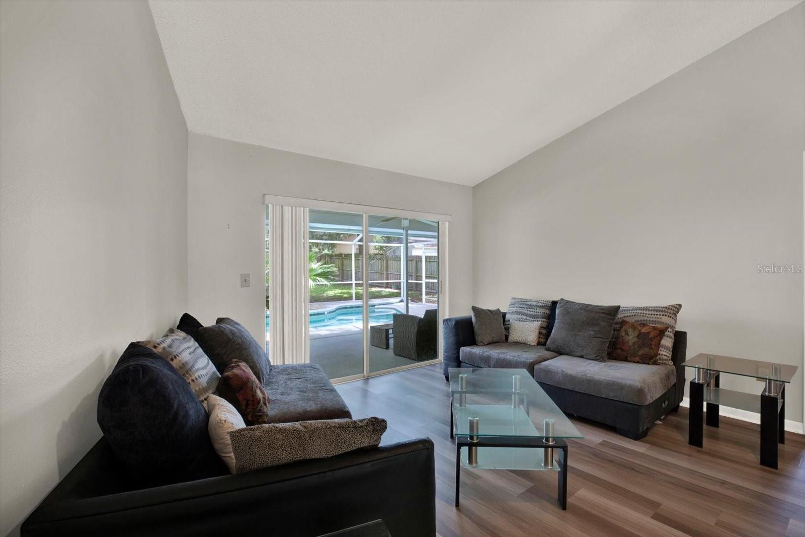 LAKEVIEW VILLAGE SEC D UNI - Residential