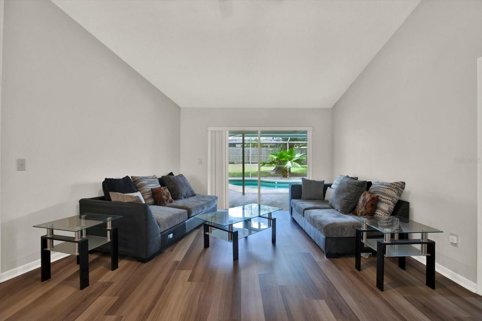 LAKEVIEW VILLAGE SEC D UNI - Residential