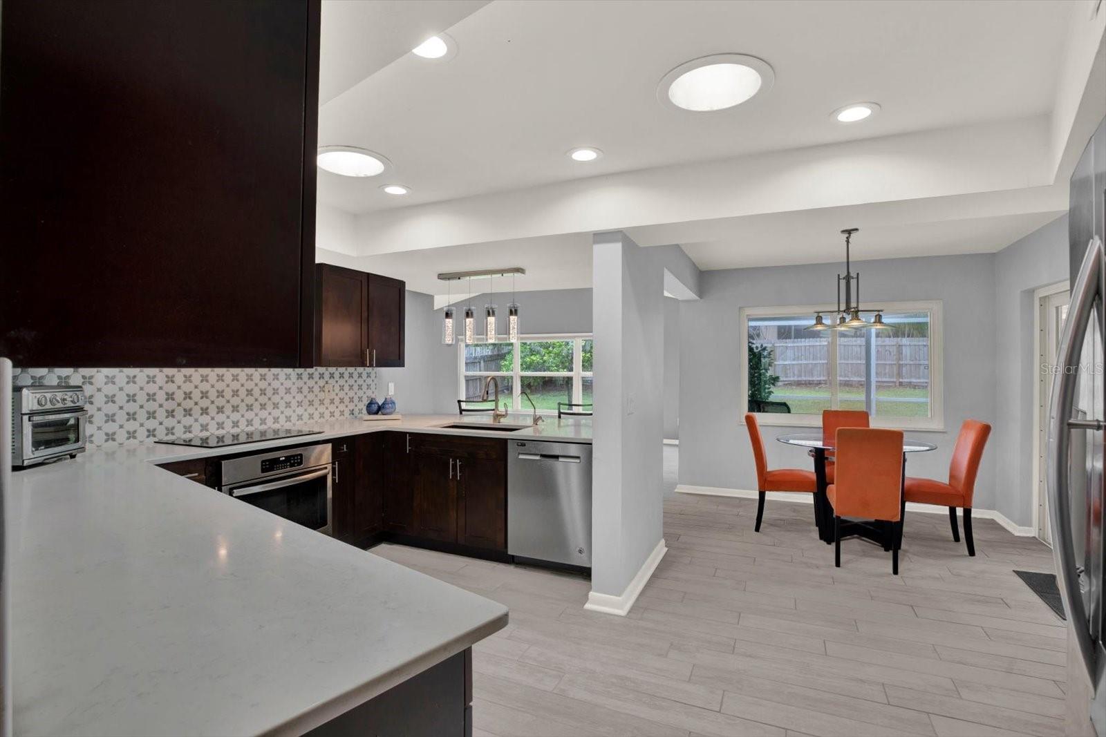 LAKEVIEW VILLAGE SEC D UNI - Residential