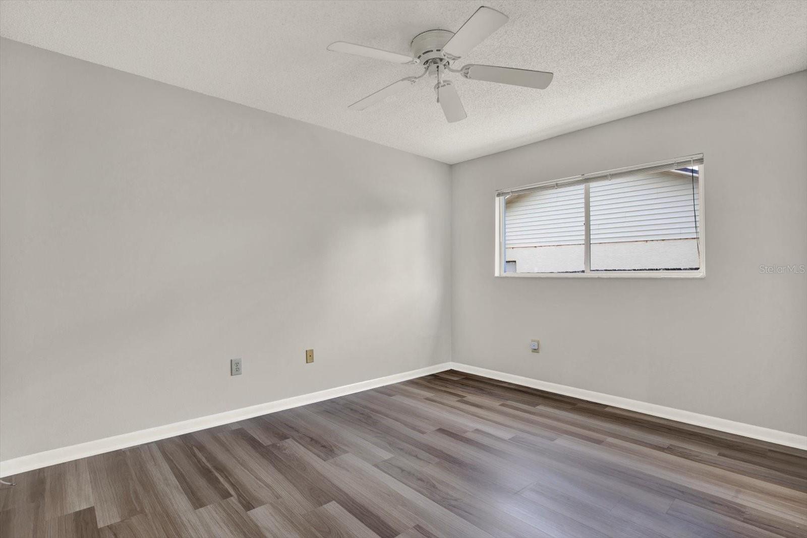 LAKEVIEW VILLAGE SEC D UNI - Residential