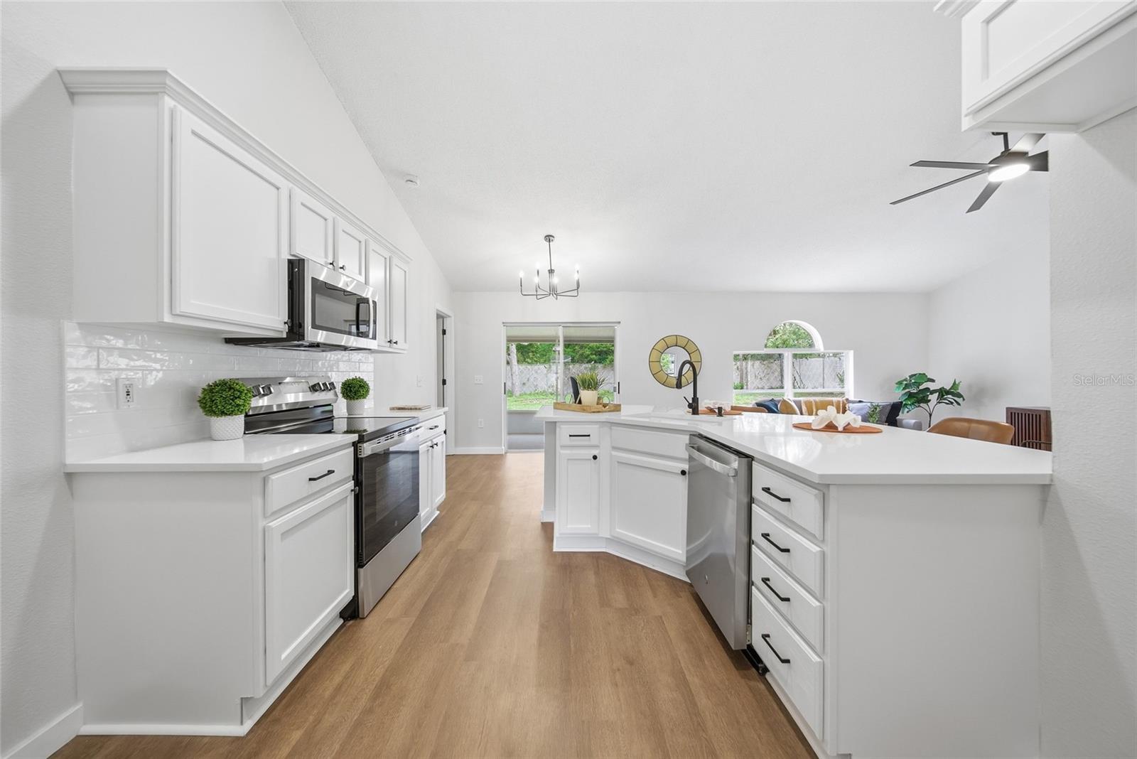 SPRING HILL - Residential