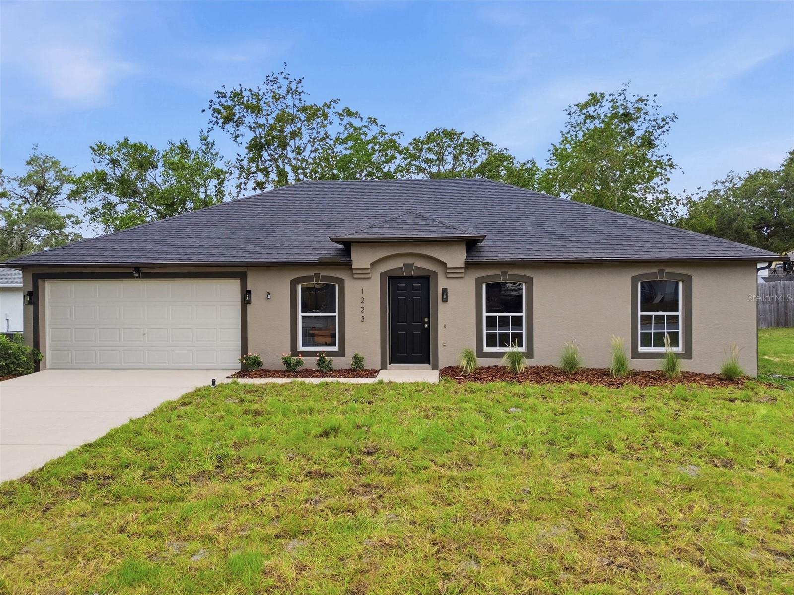 SPRING HILL - Residential