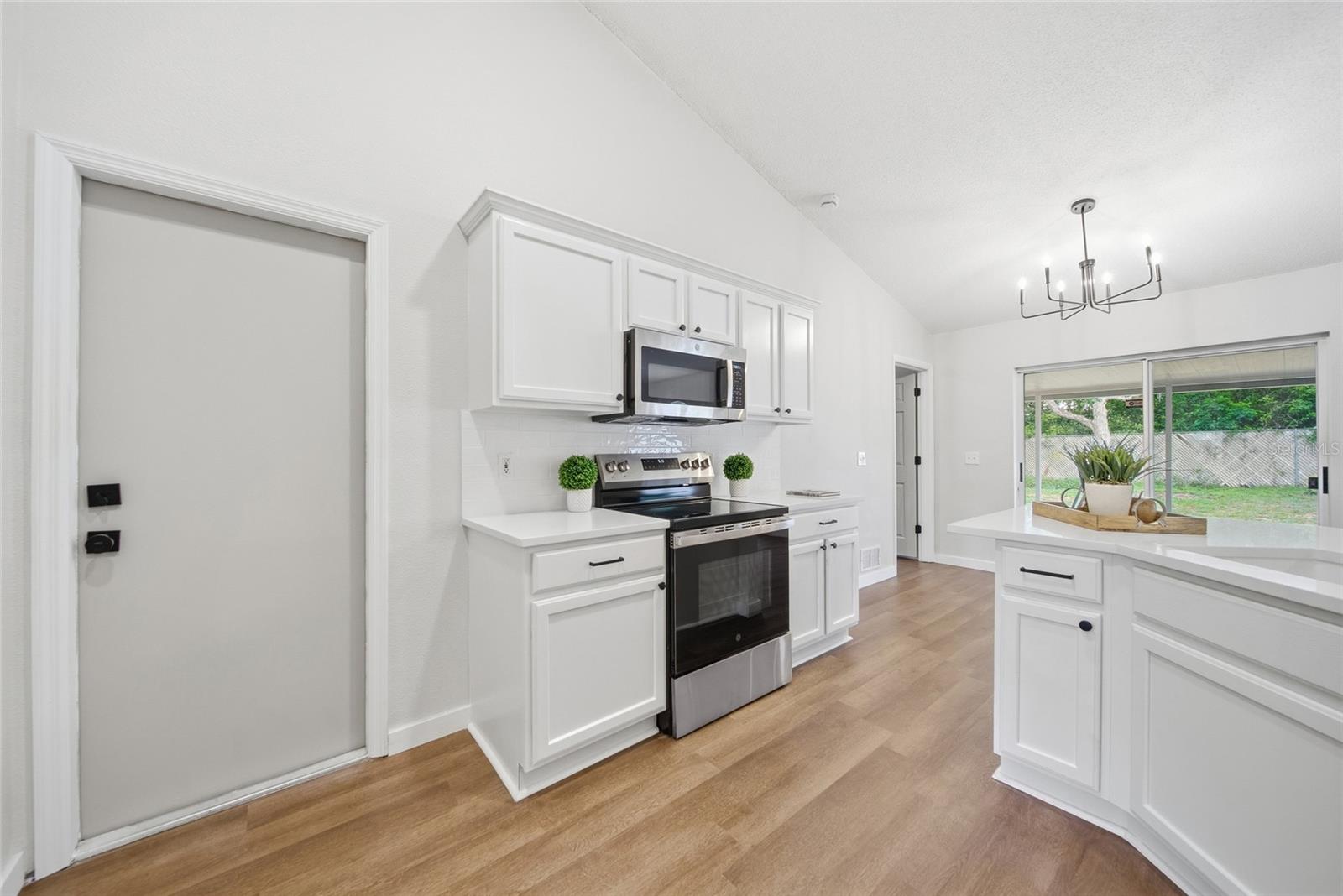 SPRING HILL - Residential