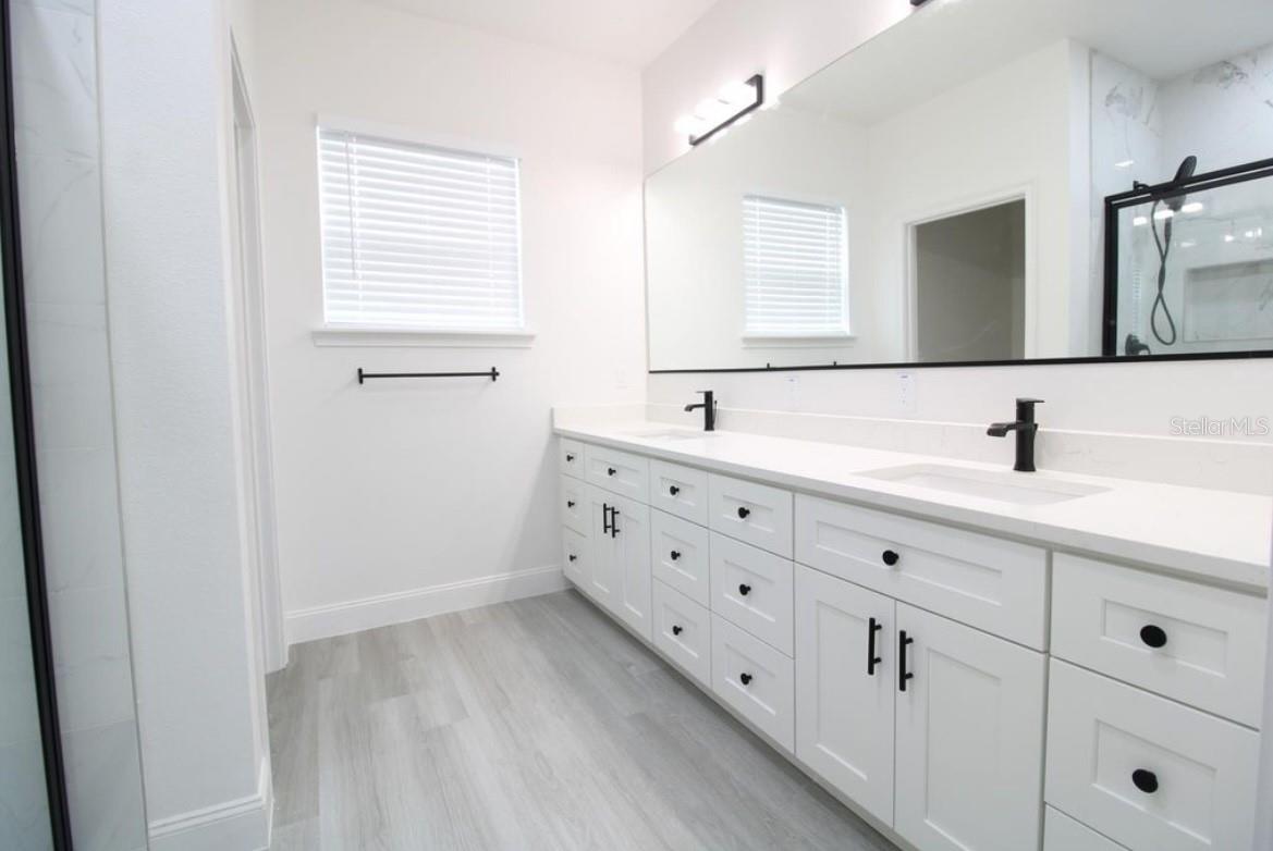 NOBLE PLACE - Residential Lease