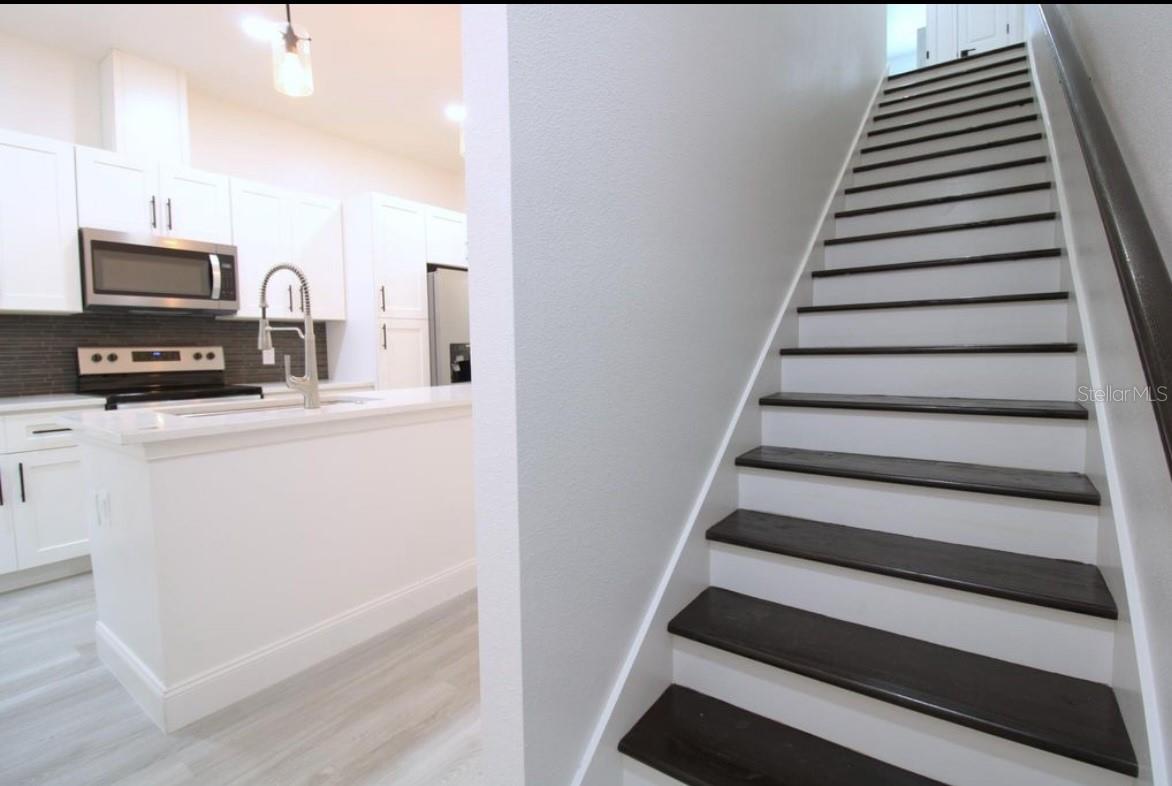 NOBLE PLACE - Residential Lease