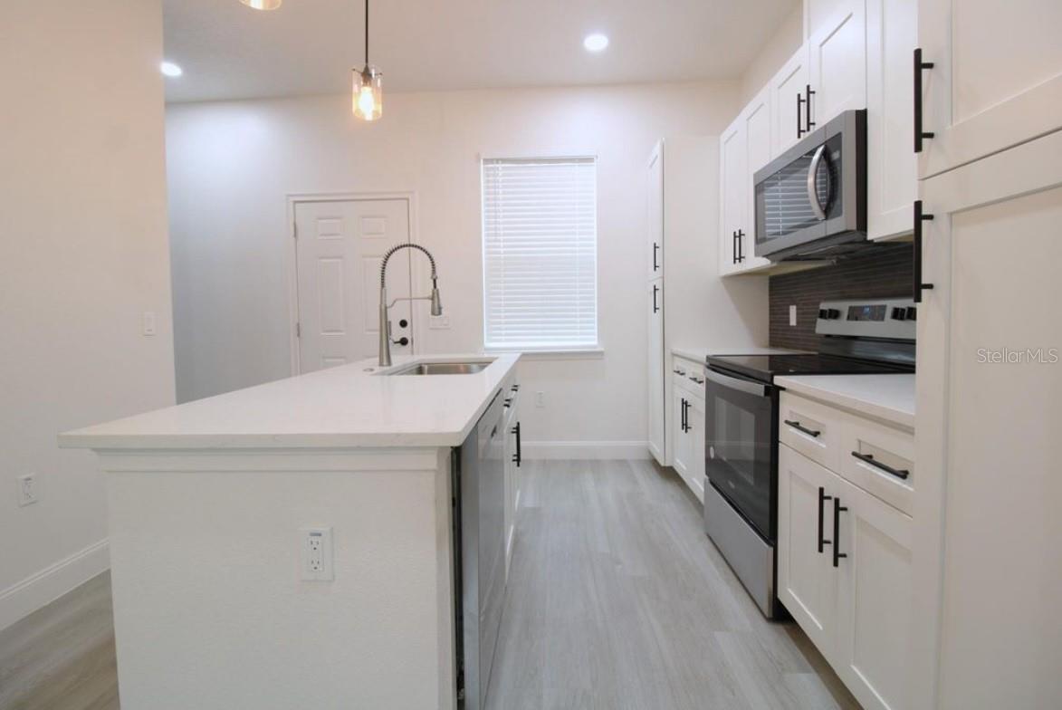 NOBLE PLACE - Residential Lease