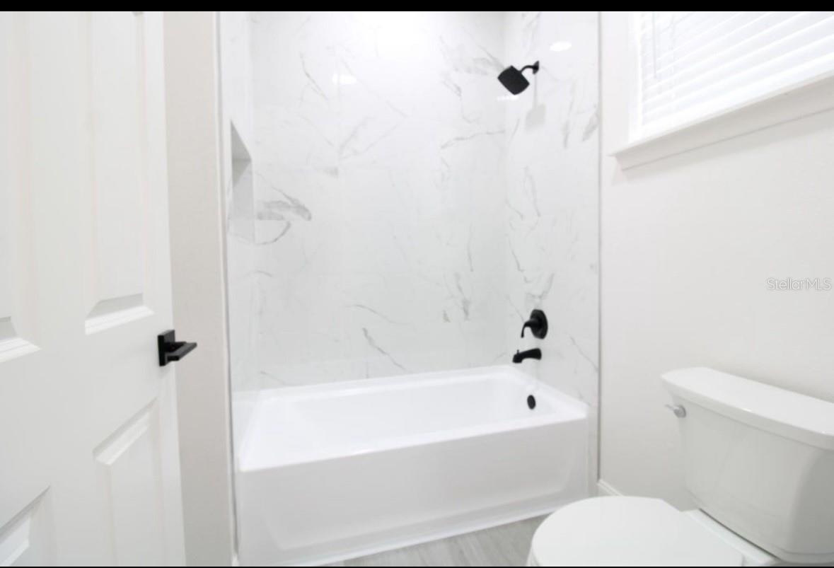 NOBLE PLACE - Residential Lease