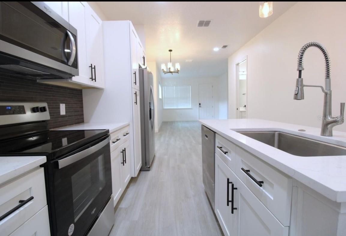 NOBLE PLACE - Residential Lease