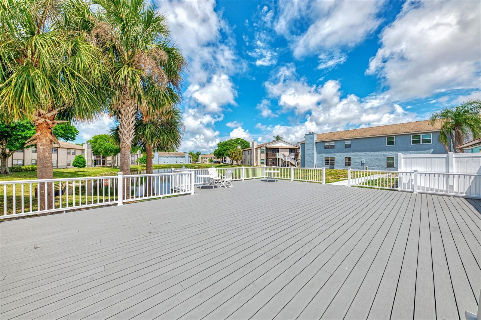 MIRROR LAKE CONDO SEC 3 - Residential