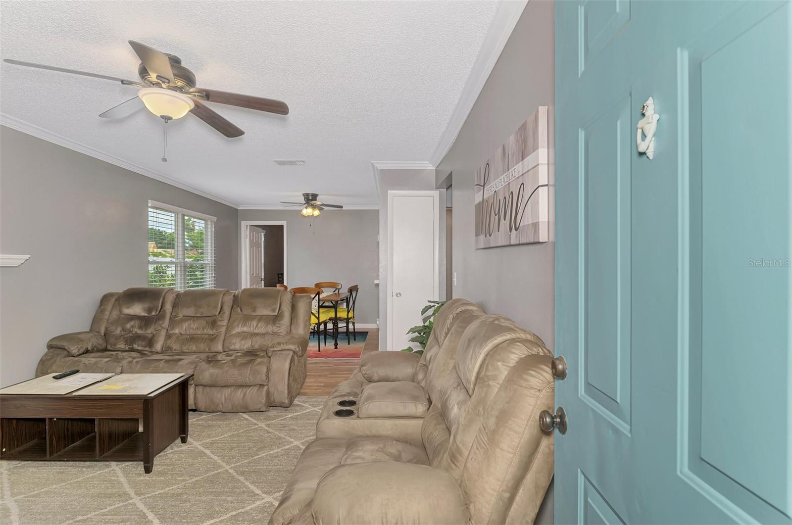 MIRROR LAKE CONDO SEC 3 - Residential