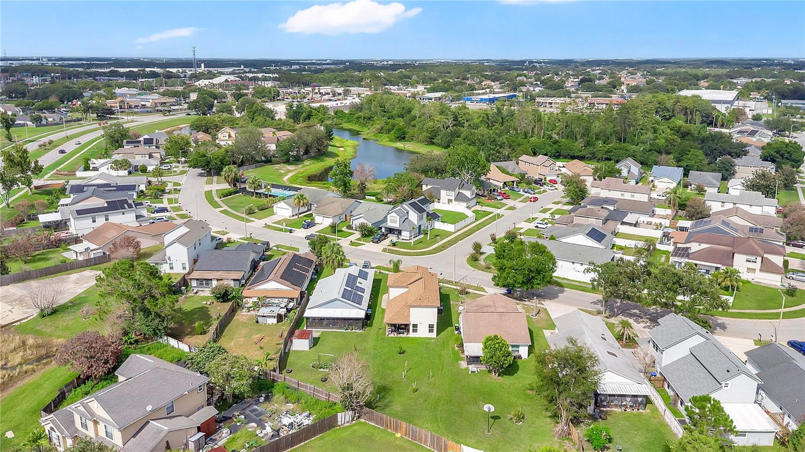 WHISPER LAKES - Residential
