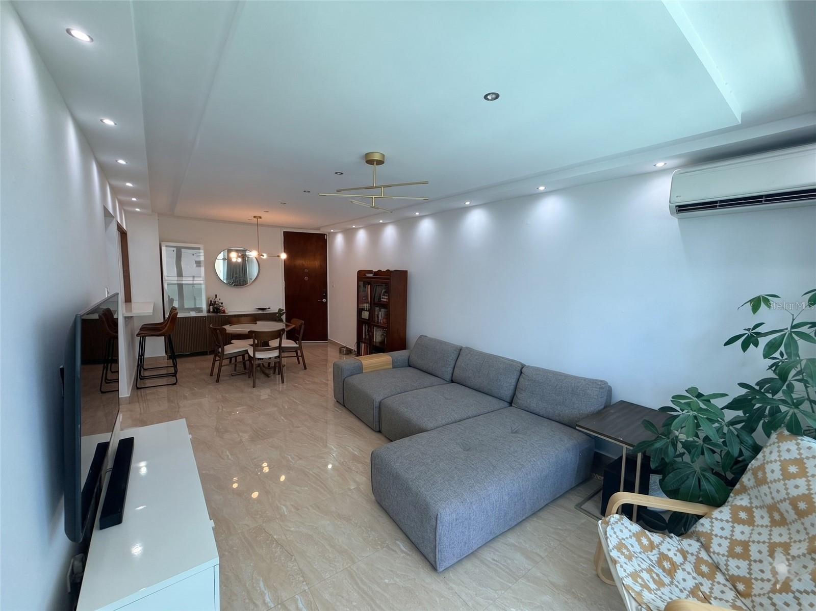 CONDO. CARIBBEAN TOWERS, SAN JUAN, PR - Residential