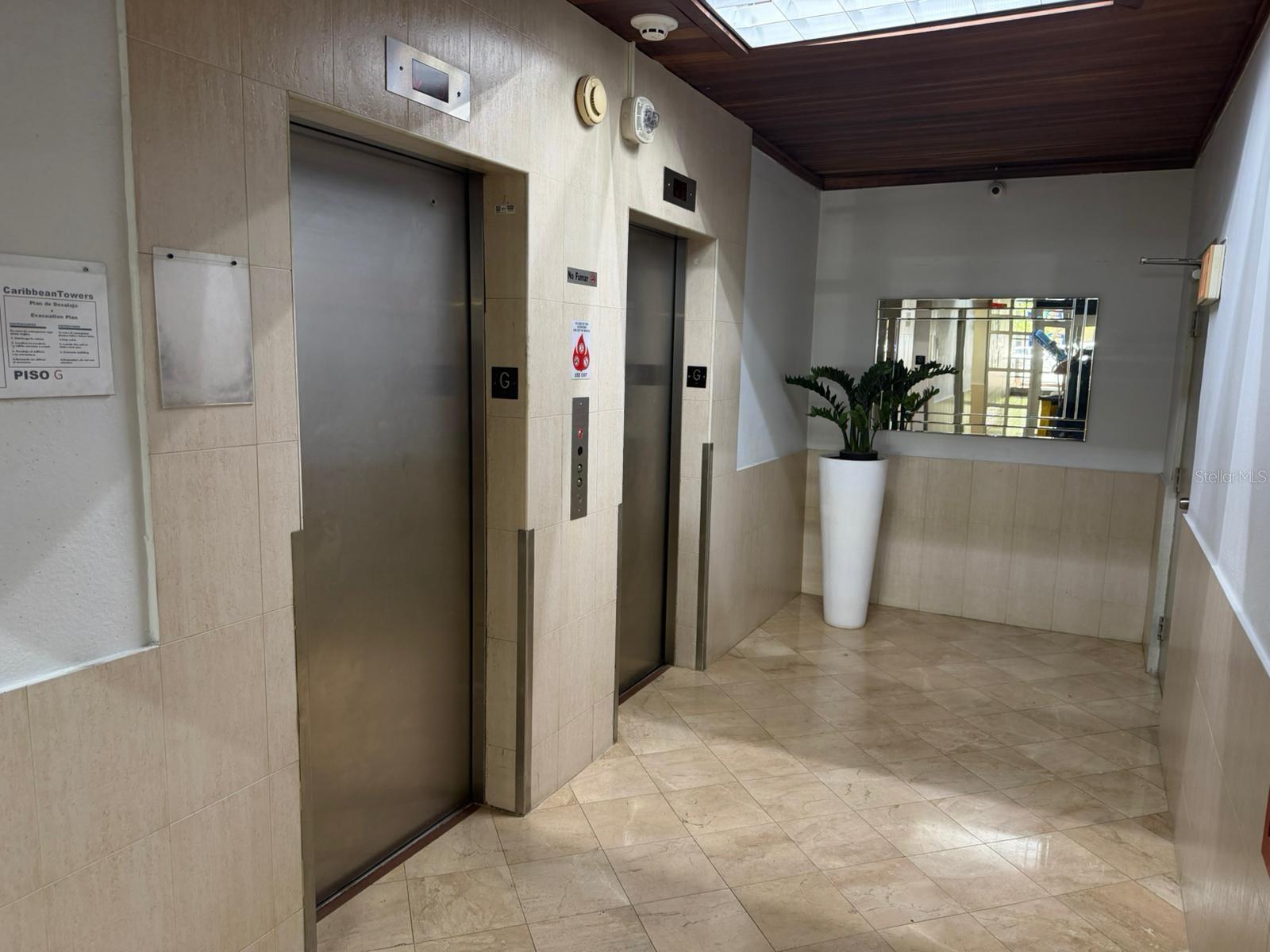 CONDO. CARIBBEAN TOWERS, SAN JUAN, PR - Residential