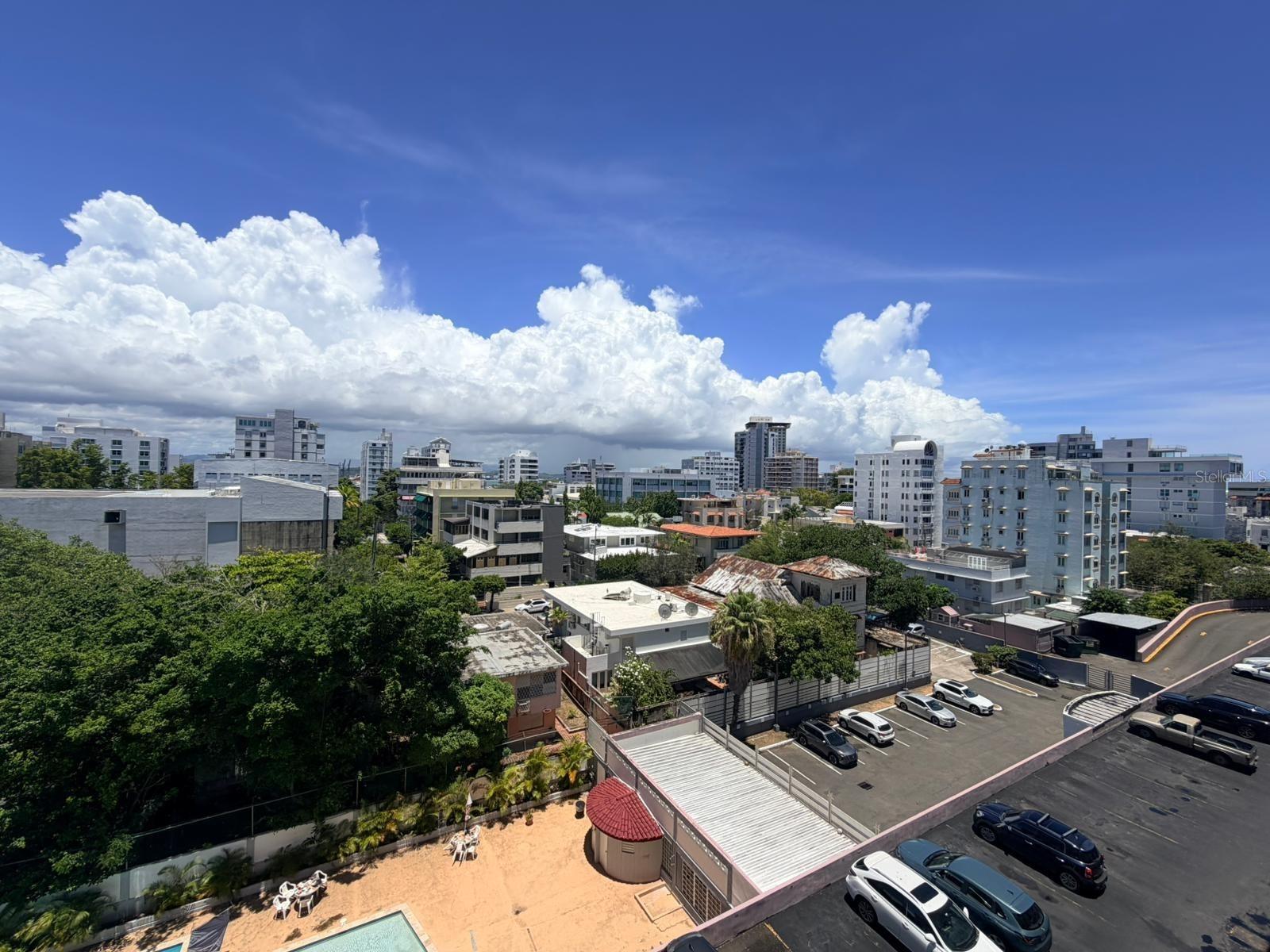 CONDO. CARIBBEAN TOWERS, SAN JUAN, PR - Residential
