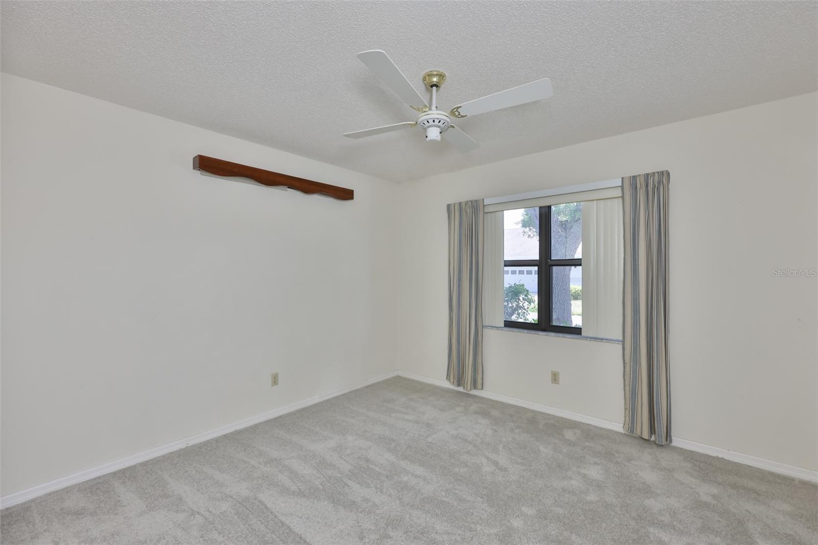 LANCASTER II CONDO - Residential