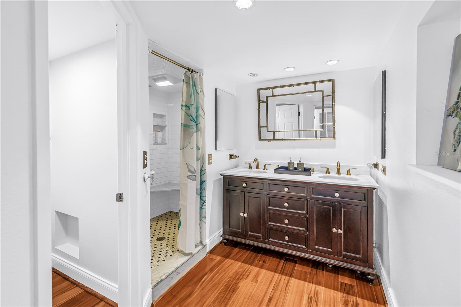 MOONWATER BAY CONDO - Residential