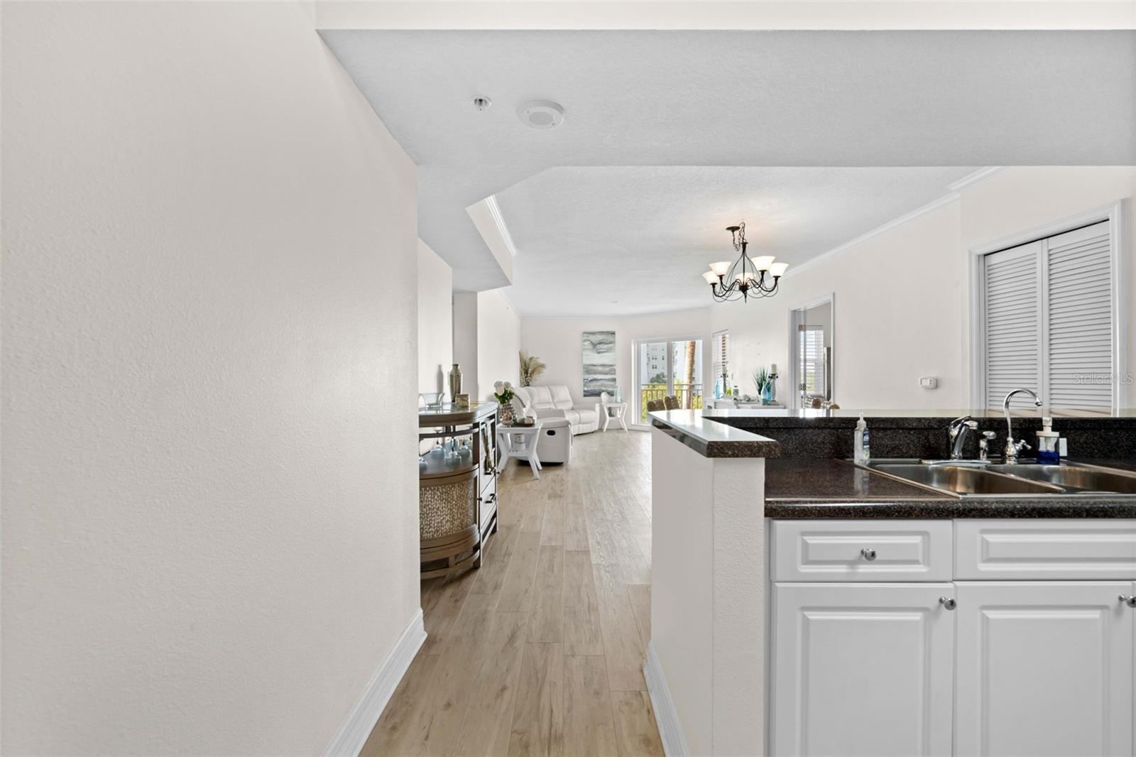 SEAVIEW PLACE - Residential