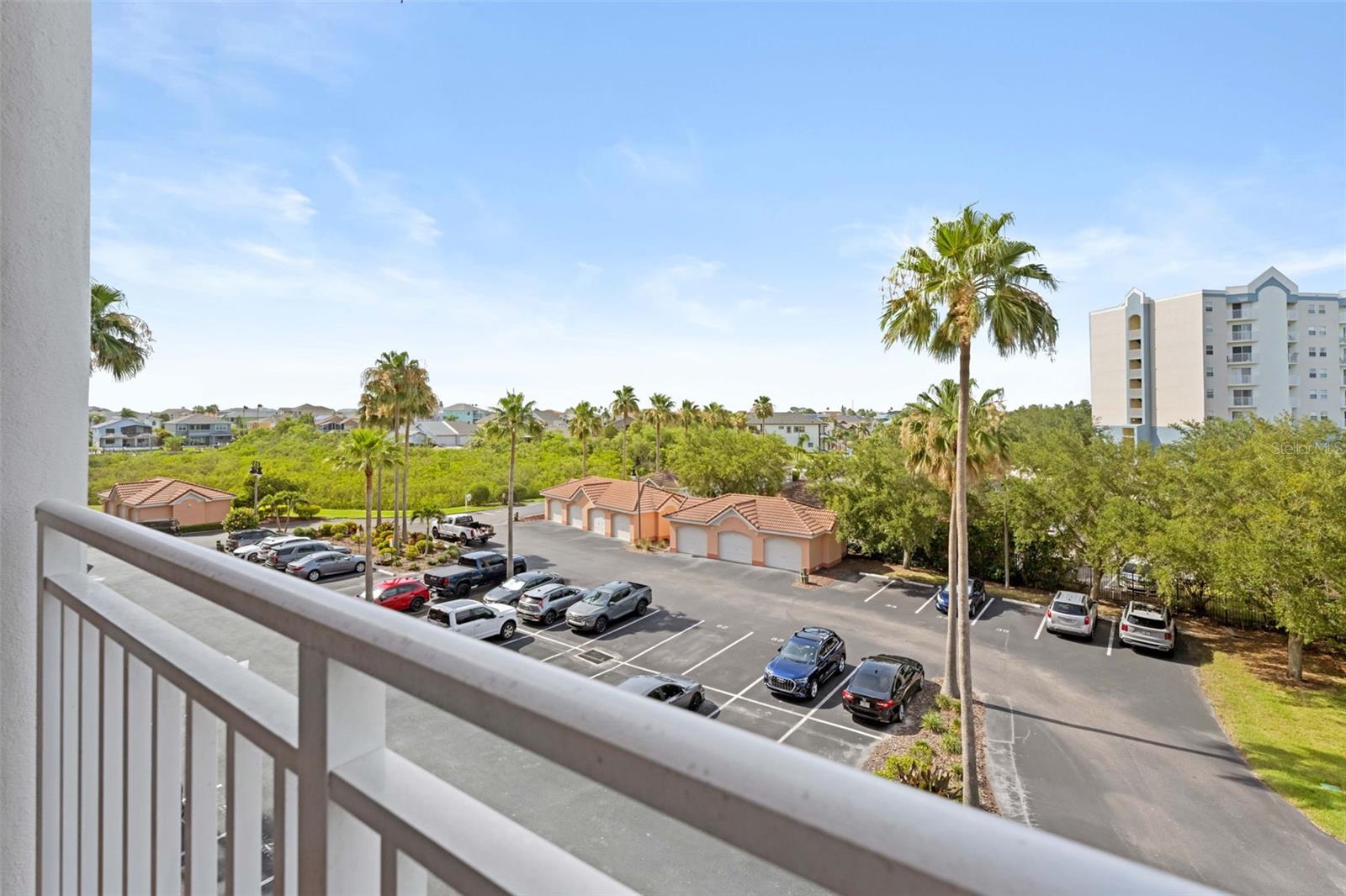 SEAVIEW PLACE - Residential