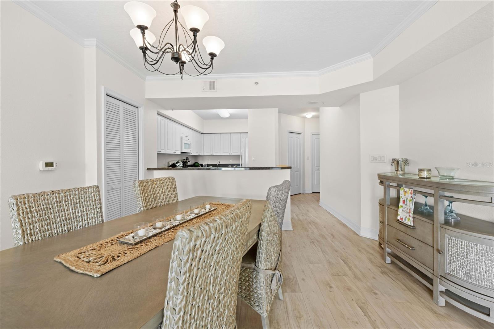 SEAVIEW PLACE - Residential