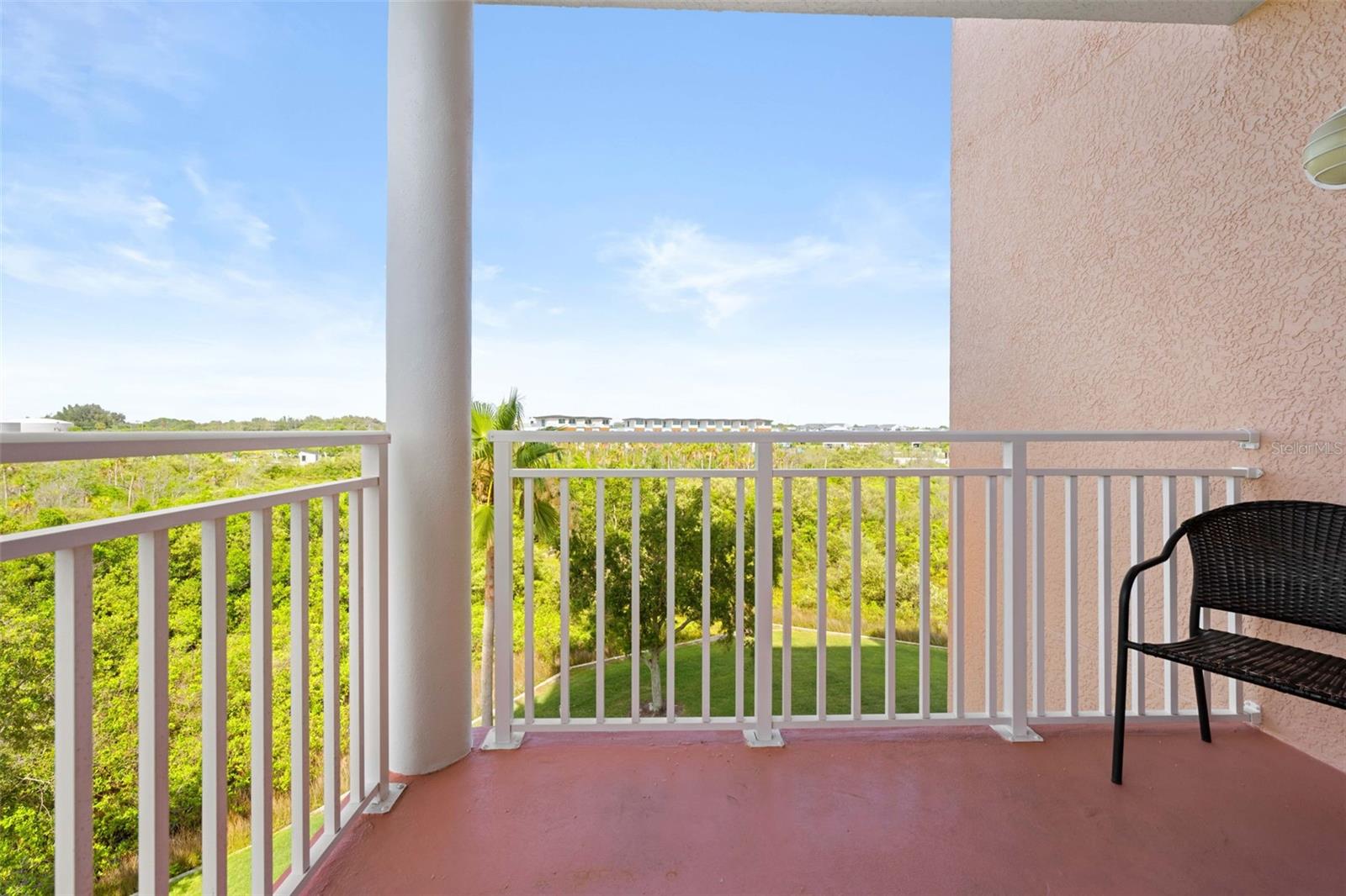 SEAVIEW PLACE - Residential