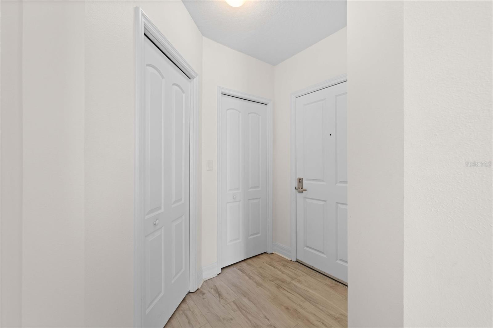 SEAVIEW PLACE - Residential
