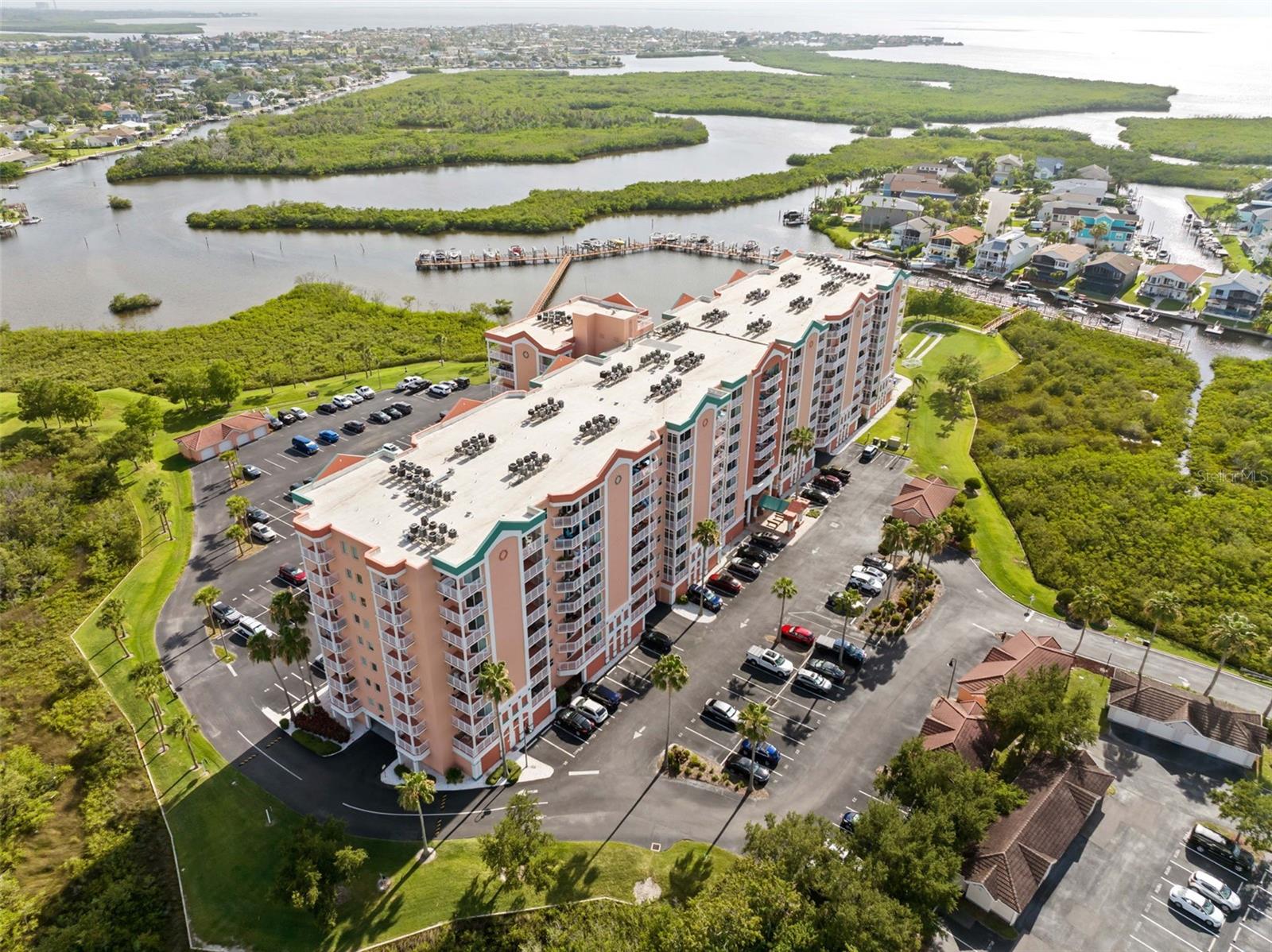SEAVIEW PLACE - Residential