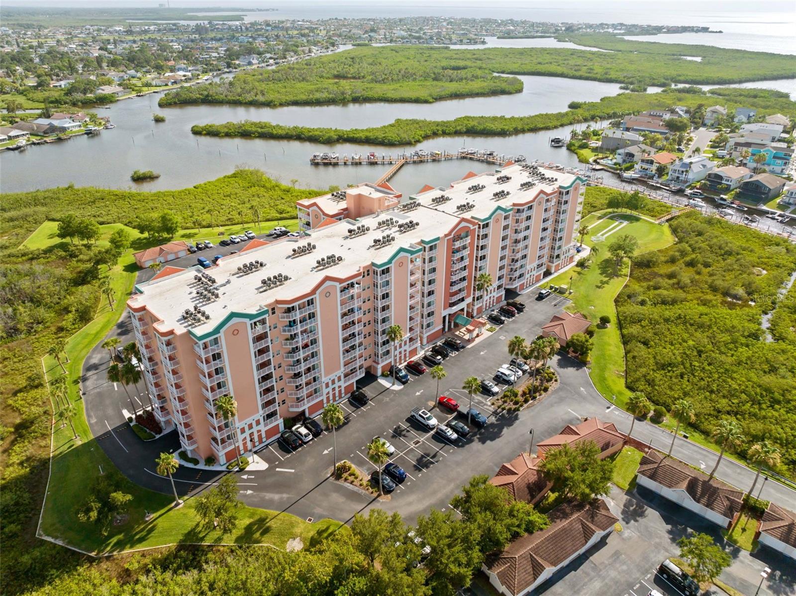 SEAVIEW PLACE - Residential