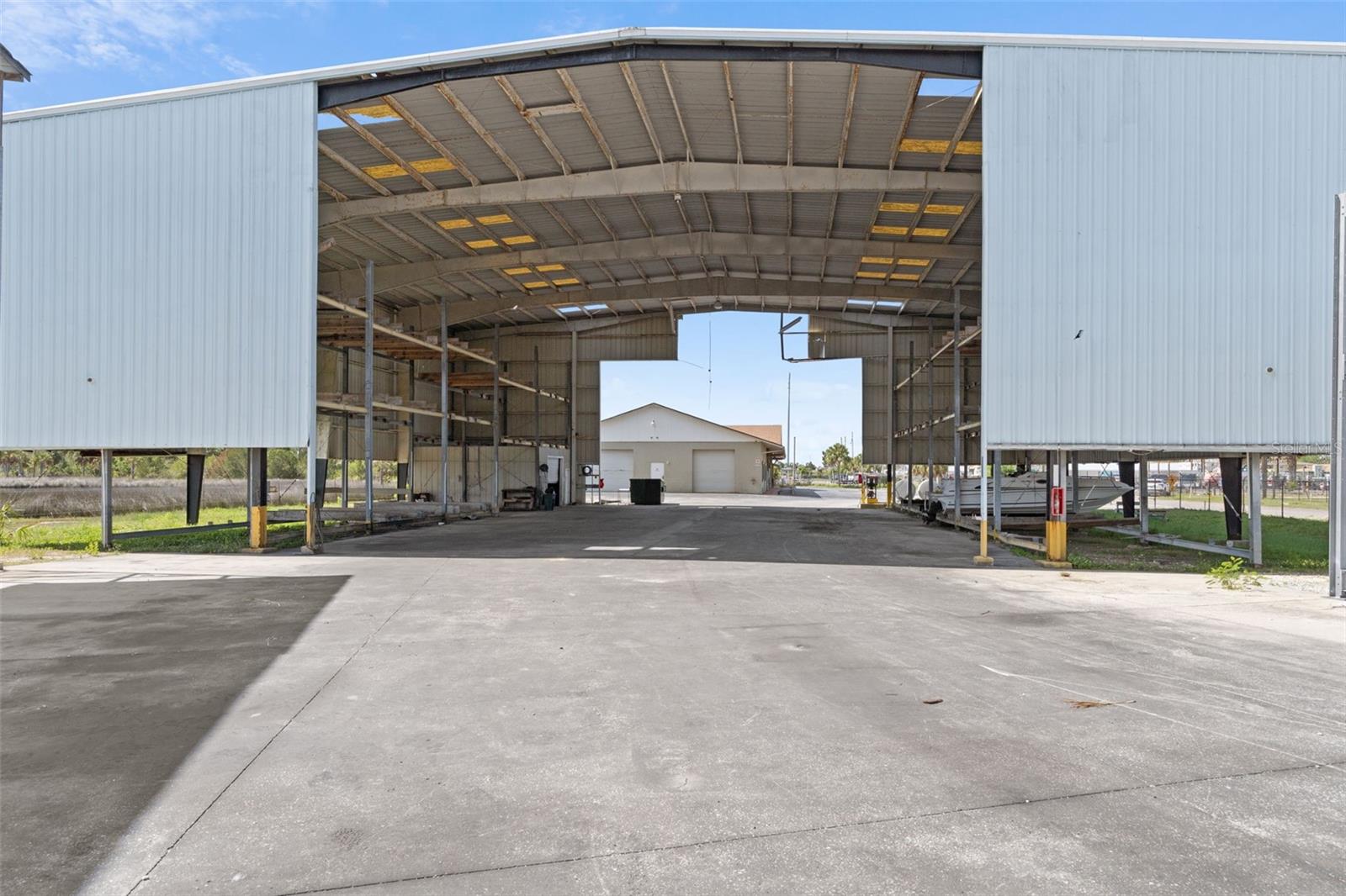 TIDEWATER COMM CENTER - Commercial Sale