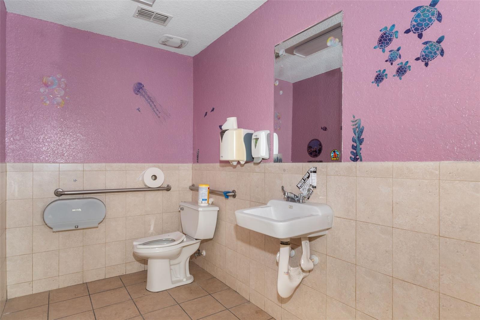 TIDEWATER COMM CENTER - Commercial Sale