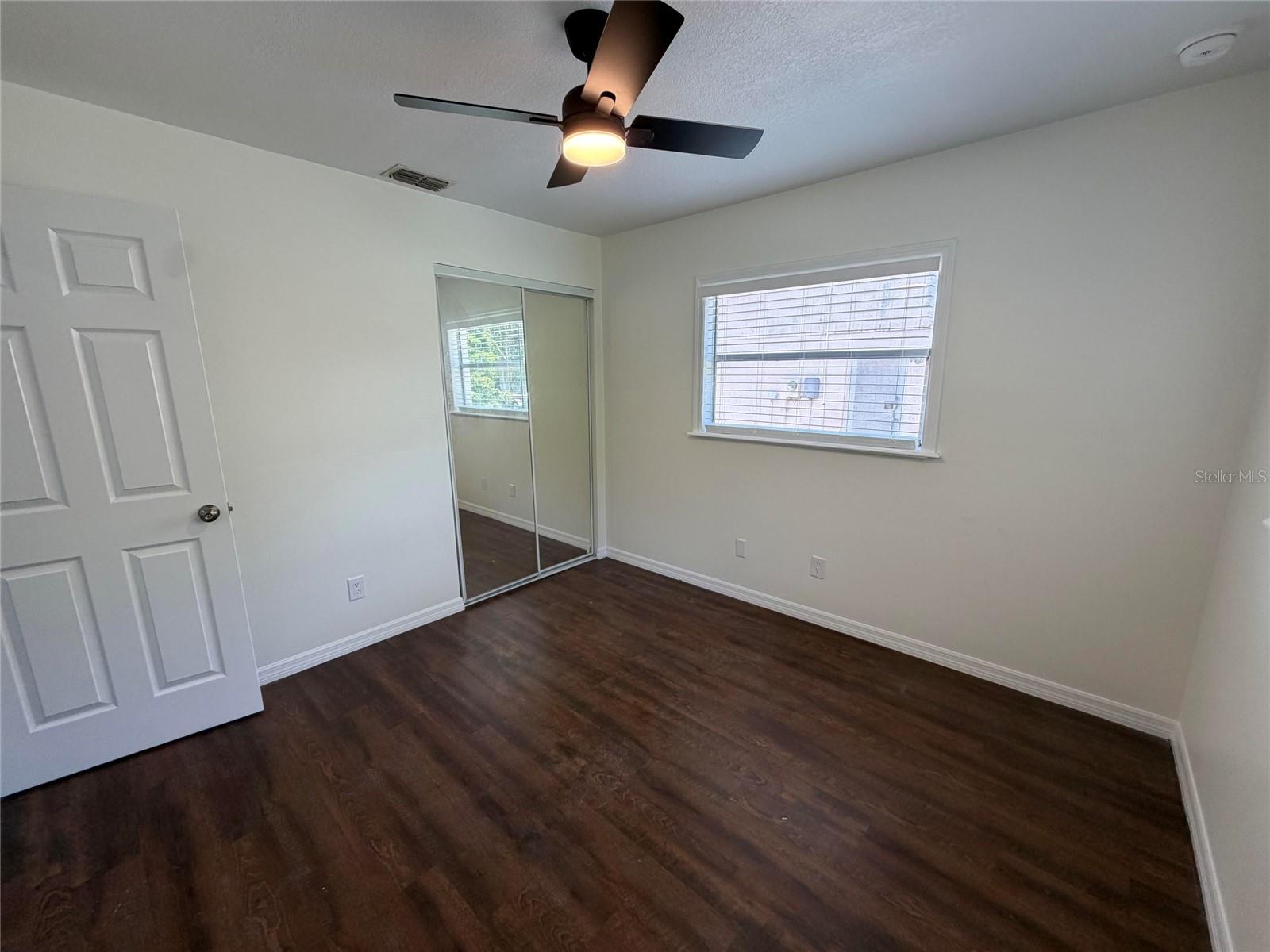 PARK LAKE ESTATES - Residential Lease