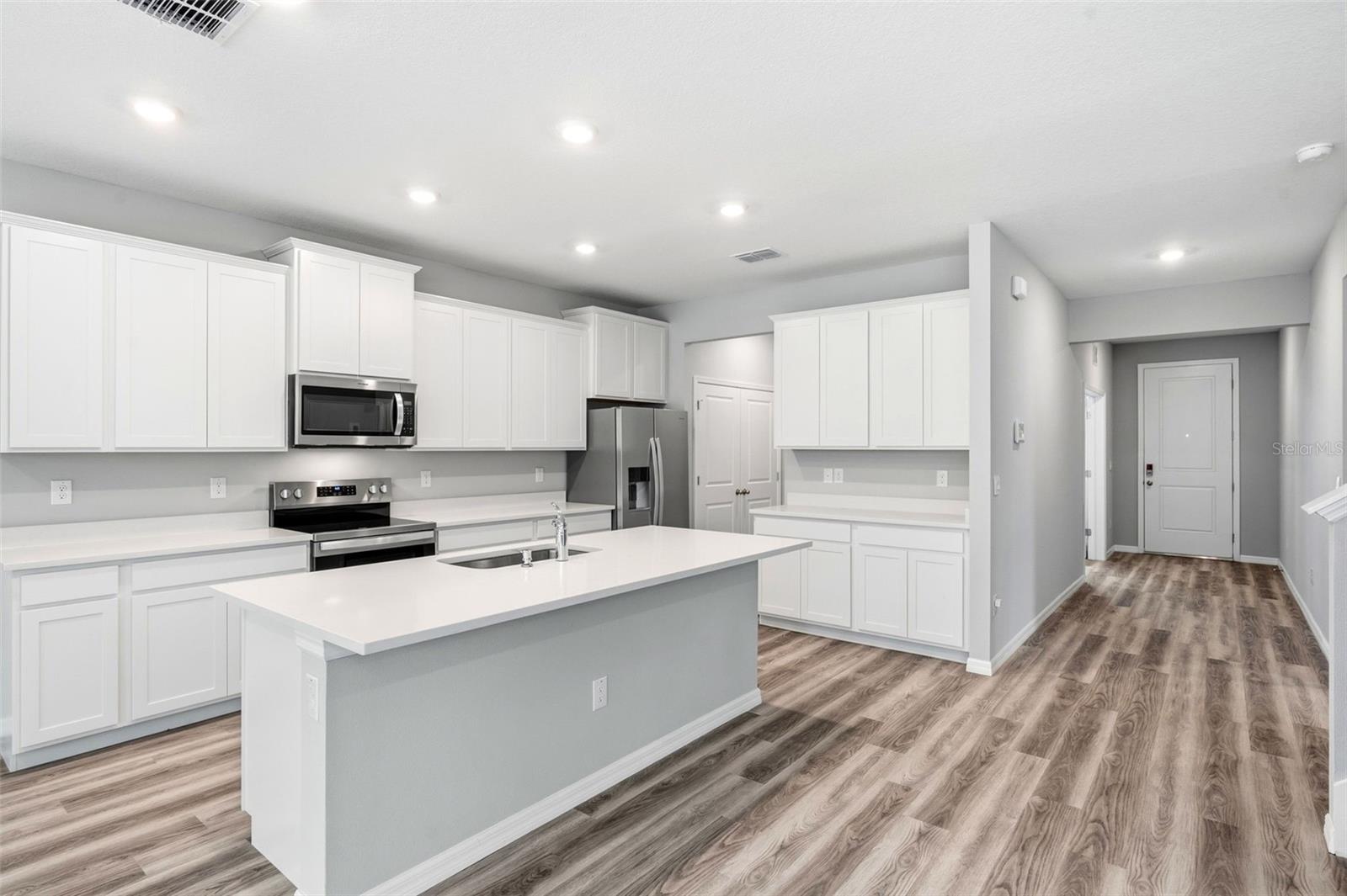 ANGELINE PH 4A - Residential Lease