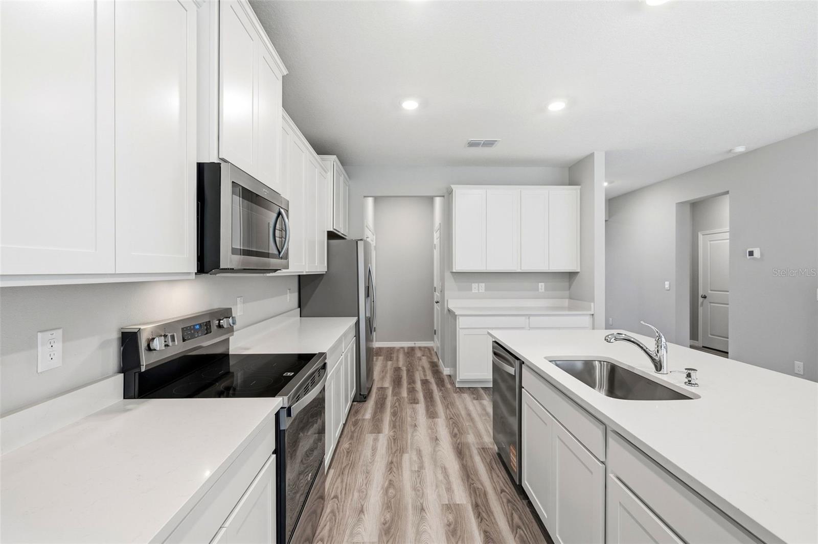 ANGELINE PH 4A - Residential Lease