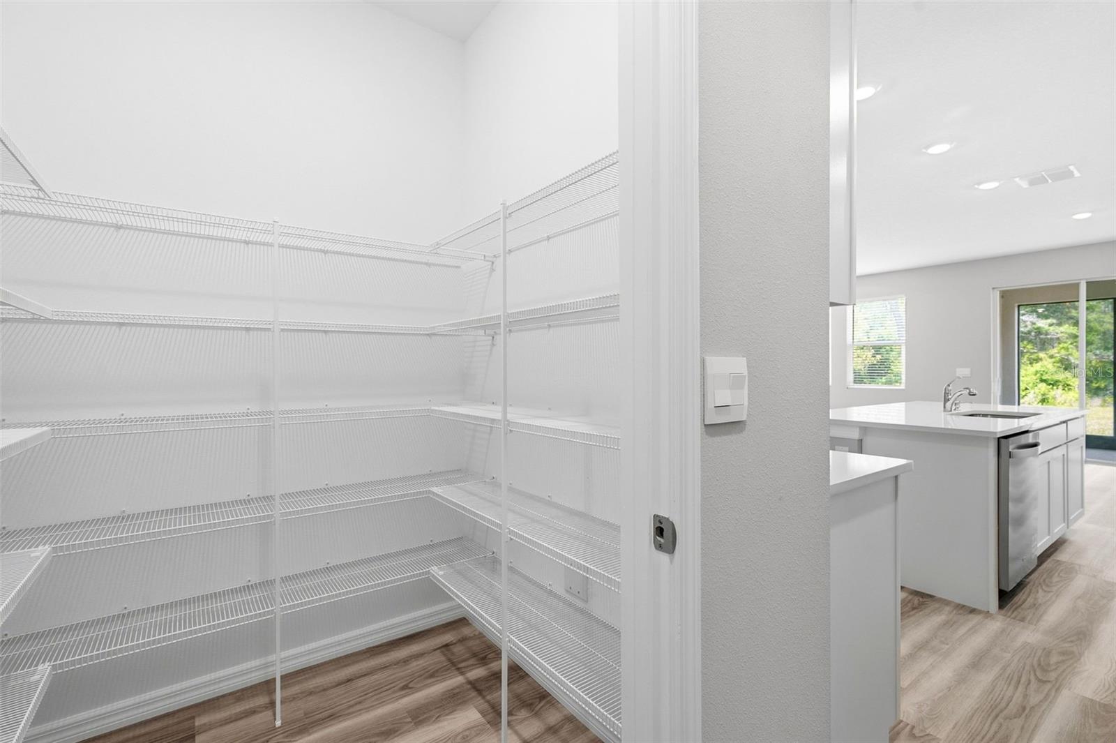 ANGELINE PH 4A - Residential Lease