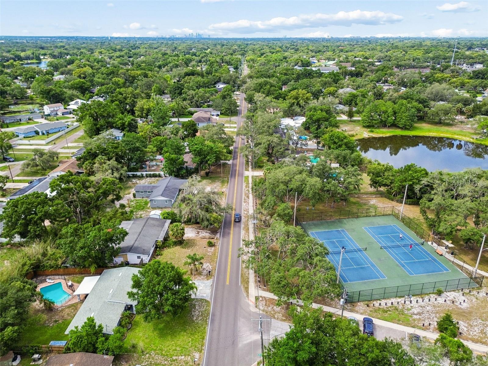 TAMPAS NORTH SIDE CNTRY CL - Residential
