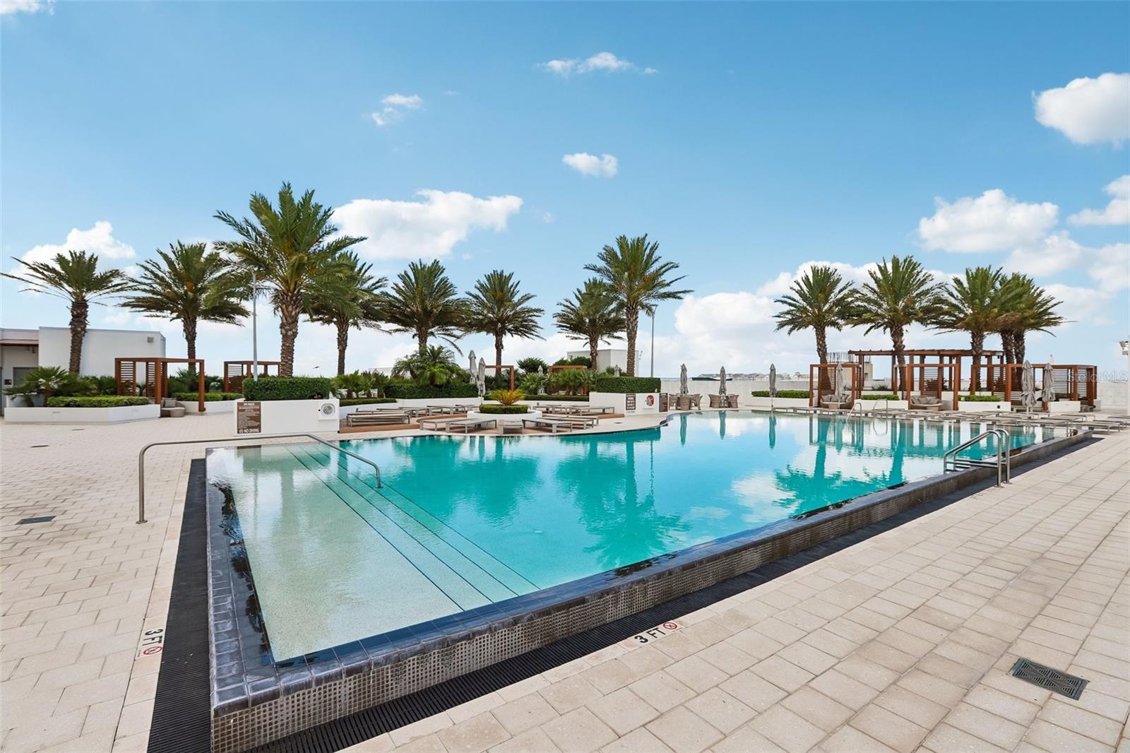 MARINA POINTE EAST A CONDOMINIUM - Residential