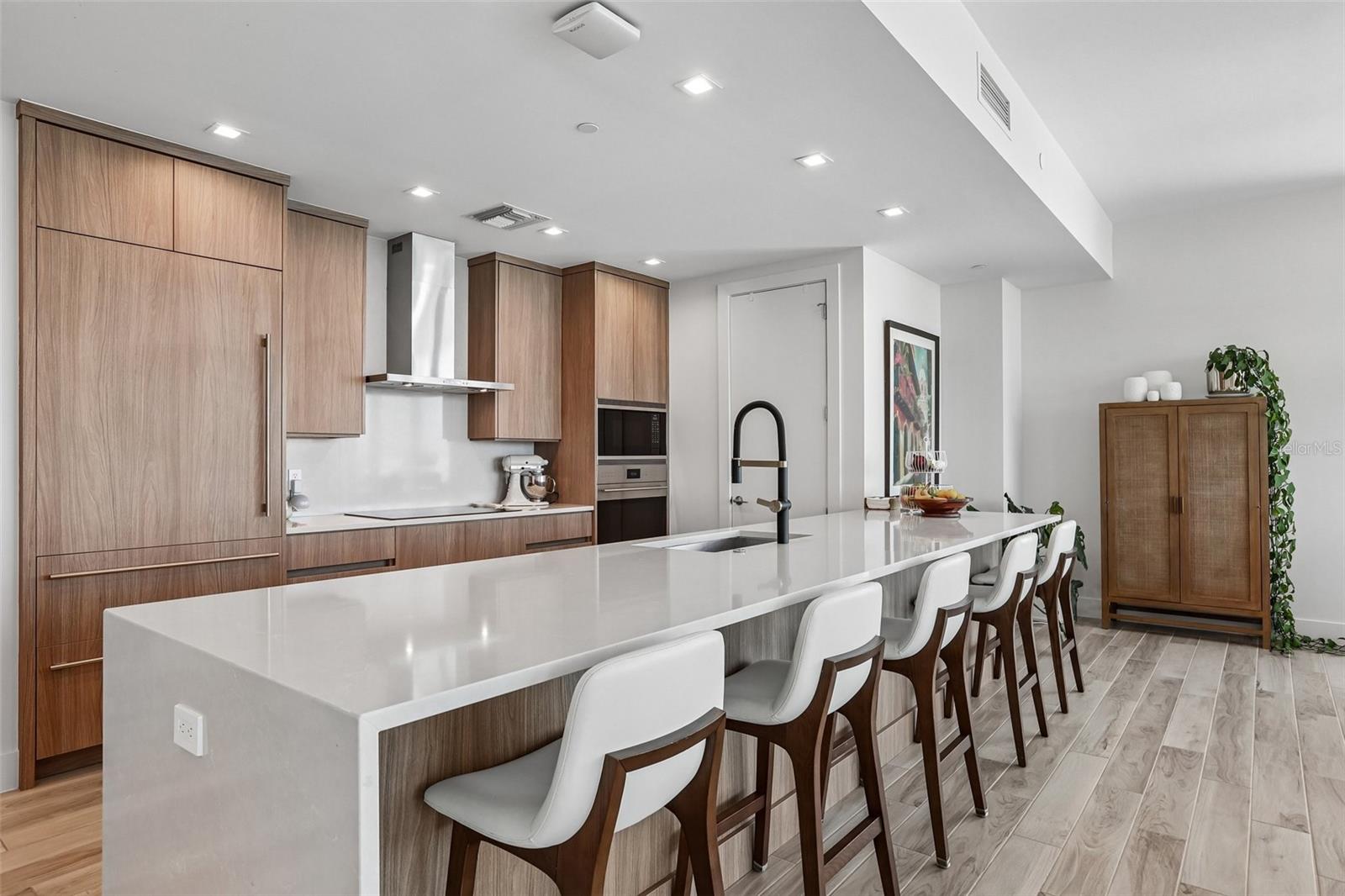 MARINA POINTE EAST A CONDOMINIUM - Residential