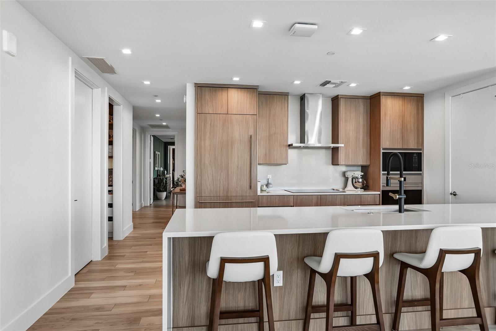 MARINA POINTE EAST A CONDOMINIUM - Residential