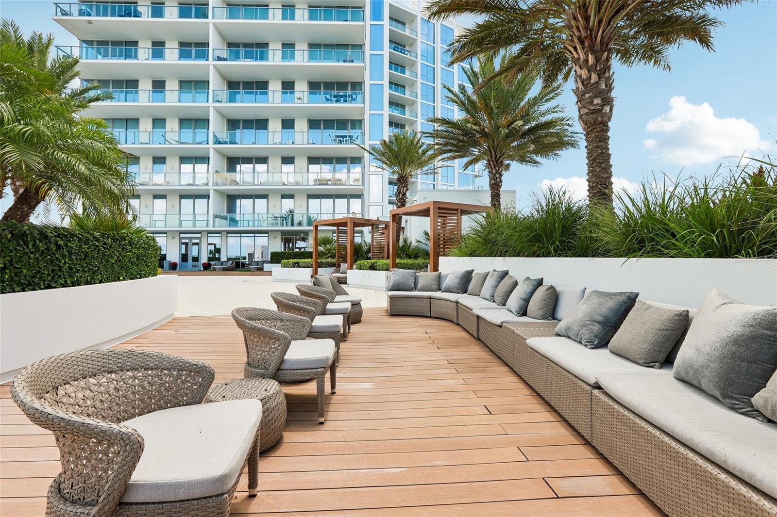 MARINA POINTE EAST A CONDOMINIUM - Residential