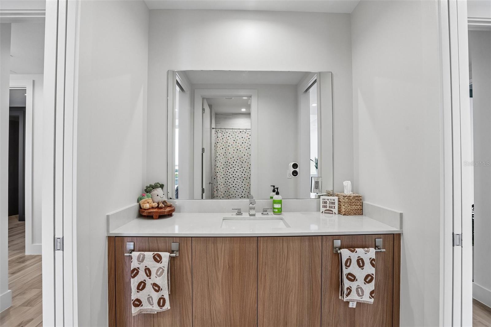 MARINA POINTE EAST A CONDOMINIUM - Residential