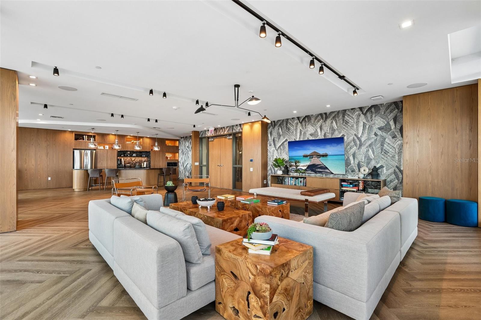 MARINA POINTE EAST A CONDOMINIUM - Residential