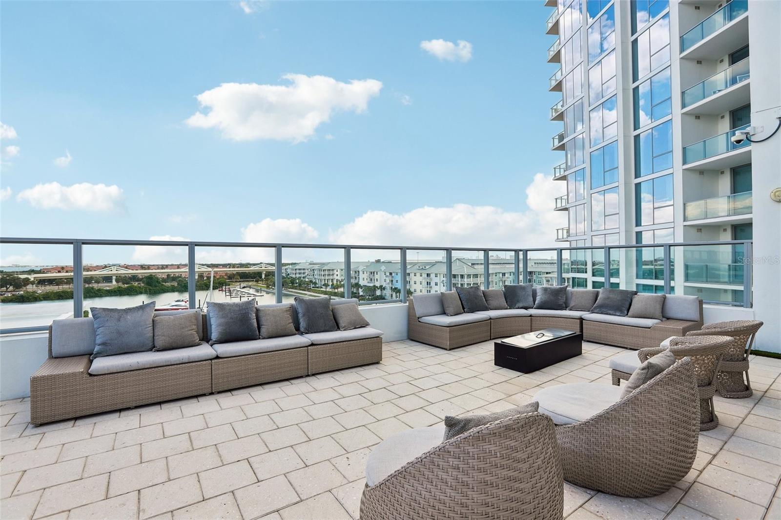 MARINA POINTE EAST A CONDOMINIUM - Residential