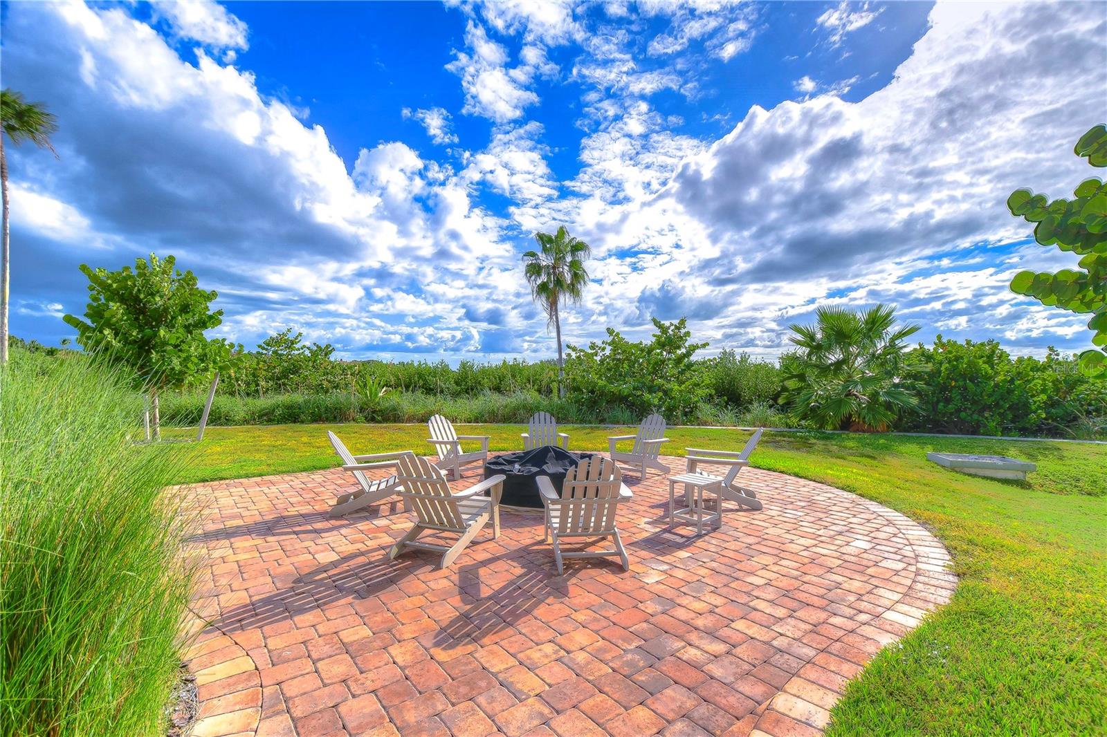 SUNSET POINTE AT COLLANY KEY II CONDO - Residential