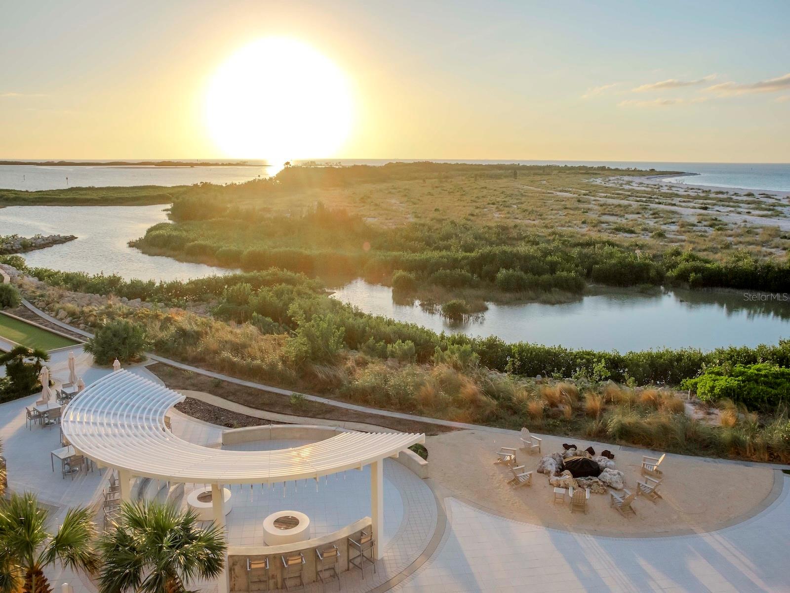 SUNSET POINTE AT COLLANY KEY II CONDO - Residential
