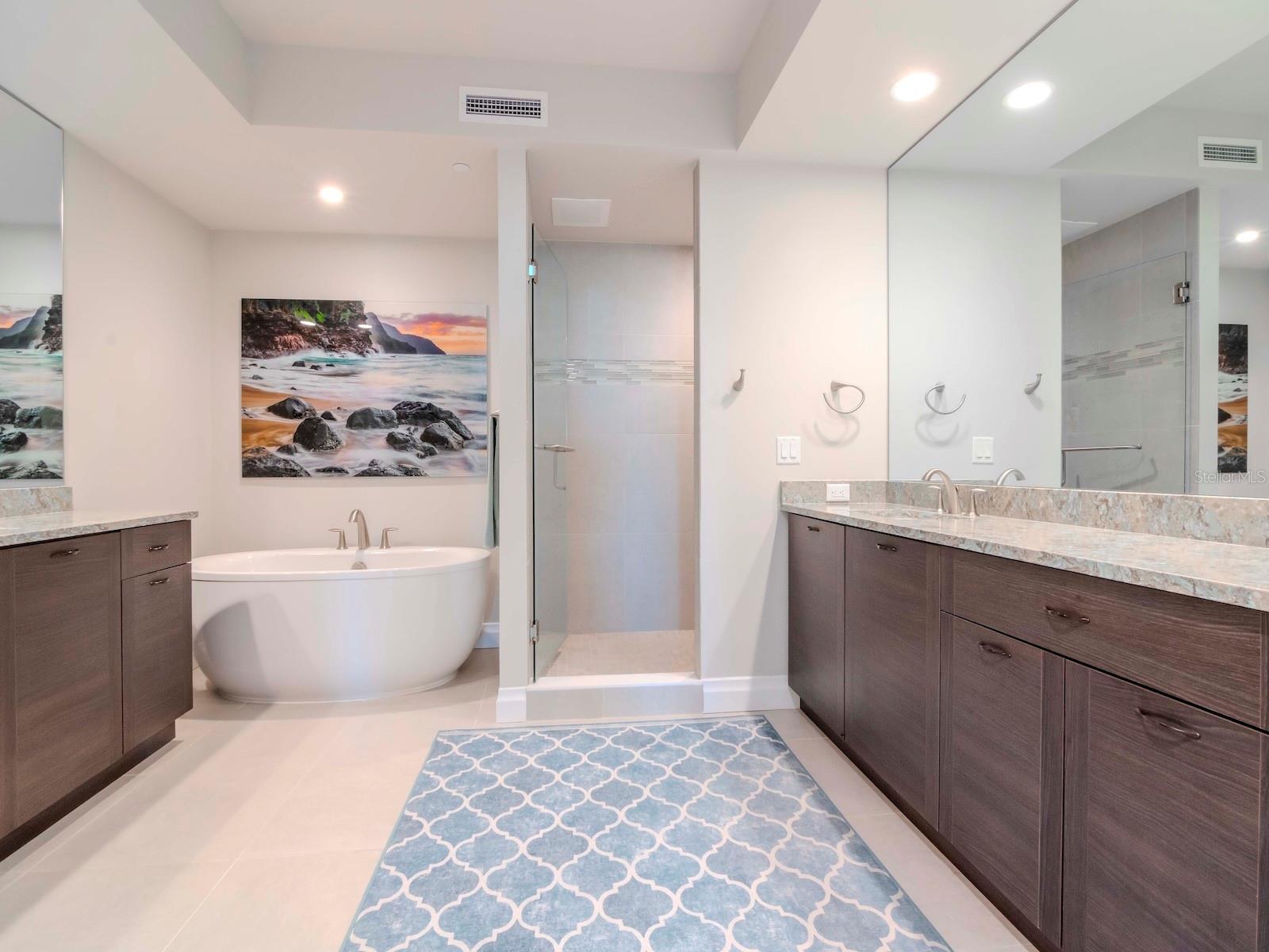 SUNSET POINTE AT COLLANY KEY II CONDO - Residential
